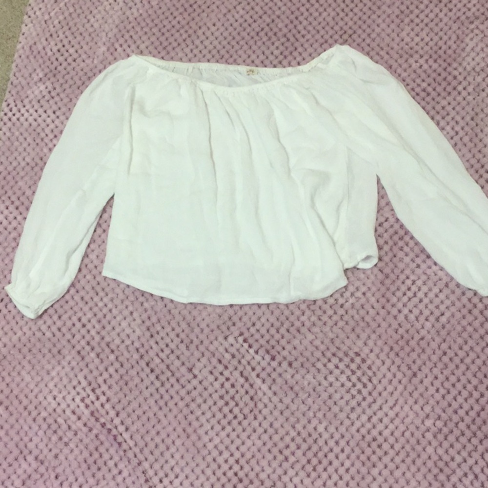 Off the shoulder long sleeve top